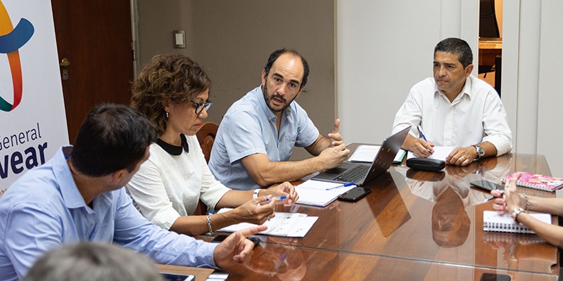 El Director General de Escuelas visitó nuestro Departamento