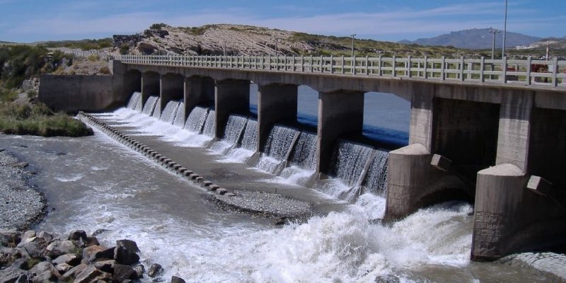 Una joven murió ahogada tras caer al dique del Río Malargüe