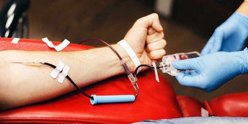Las donaciones de sangre disminuyeron 50% en Mendoza y debieron reprogramarse cirugías