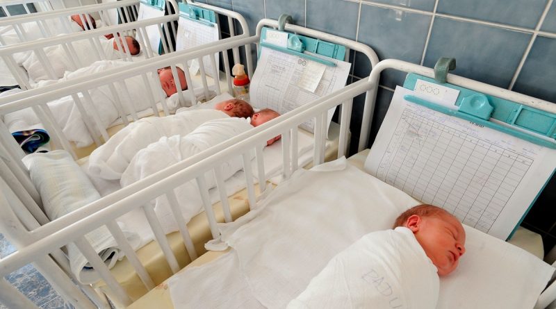 Los 14 nombres de bebés más insólitos que fueron prohibidos en el mundo