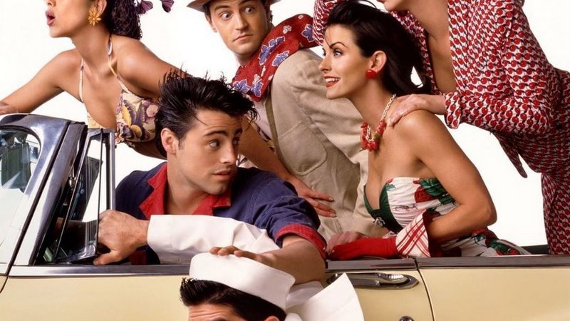 Jennifer Aniston confirmó el regreso de Friends con una foto retro
