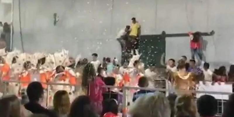 Más de 30 heridos al caer una tribuna de un “corsódromo” en Córdoba