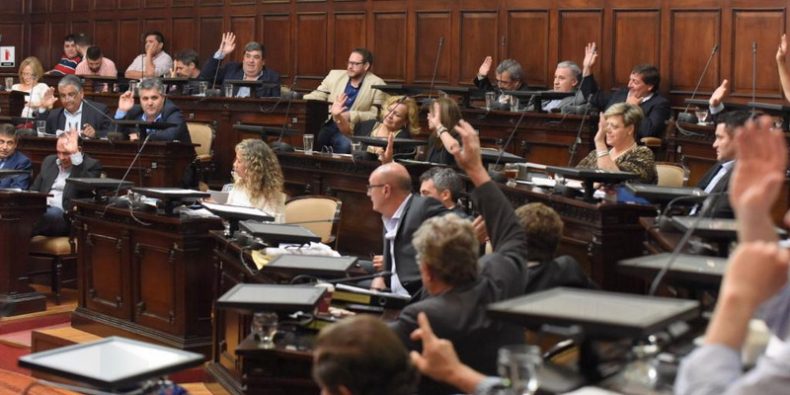 El Gobierno provincial presentó el proyecto de ley de Emergencia Económica en la Legislatura
