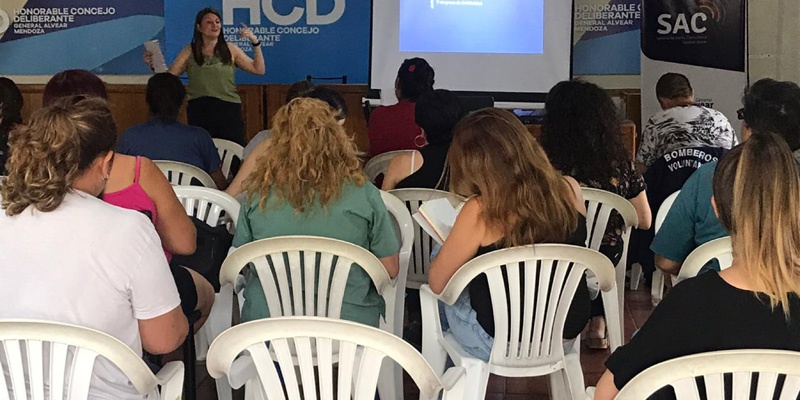 Se realizó una nueva jornada del Curso de Cuidadores Domiciliarios de Adultos Mayores y Personas con Discapacidad.