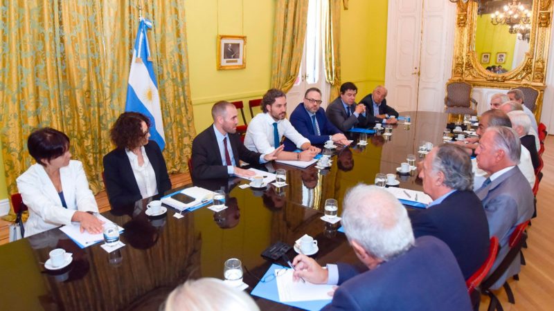 Nuevo cacerolazo para reclamar que los políticos se bajen los sueldos