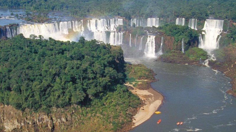 Boom turístico: cuáles son los destinos más elegidos para el próximo fin de semana largo de noviembre