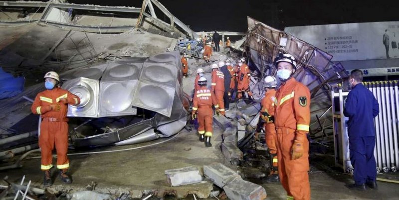 Ya son 10 los muertos por el derrumbe del hotel en China