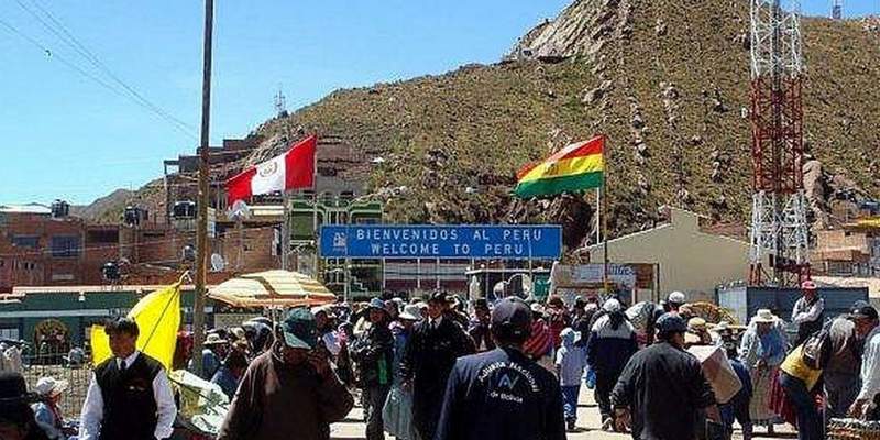 Perú decretó el cierre total de sus fronteras y el aislamiento obligatorio durante 15 días