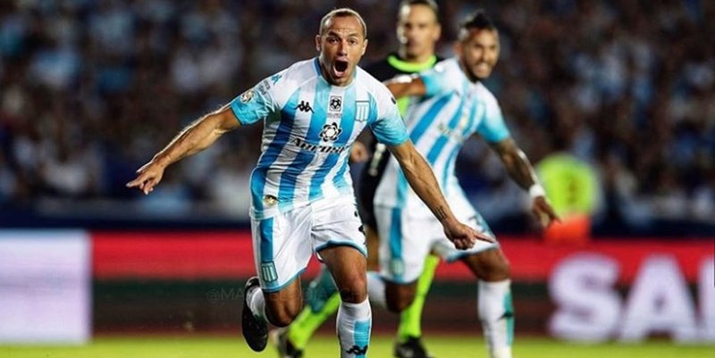 La particular visión del futbolista Marcelo Díaz sobre el coronavirus: “Nos están queriendo controlar y manipular”
