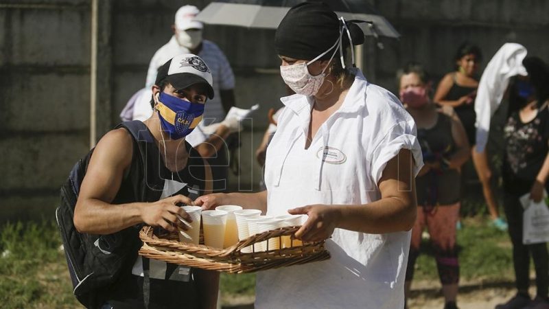 Un frigorífico regala 3.500 kilos de carne por semana porque “hay que ayudar, no ganar plata”