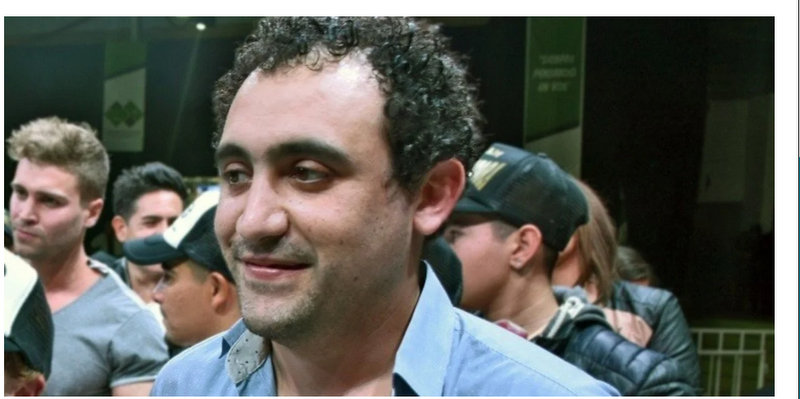 Un intendente dejó sin comer a policías porque en un control detuvieron a un amigo por violar la cuarentena