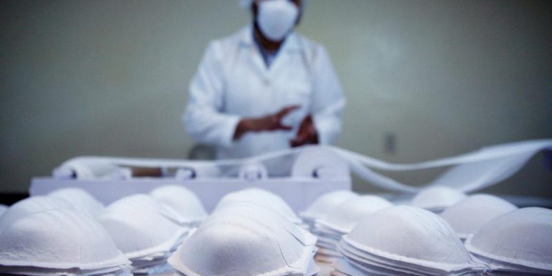 El Gobierno estableció que los barbijos no podrán venderse a más de $40