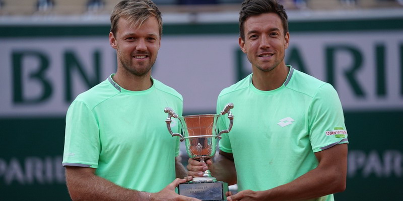 Ganó Roland Garros el año pasado y ahora trabaja como repositor en un supermercado