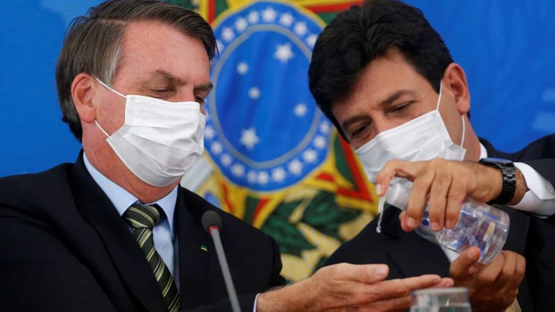 Bolsonaro echó al ministro de Salud, en plena crisis por el coronavirus