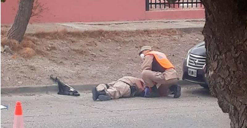 Intentó evadir un control, mató a quemarropa a un prefecto y fue abatido por la policía