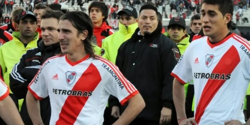 Arano: “Los que jugamos en la ´B´ con River envejecimos cinco años”