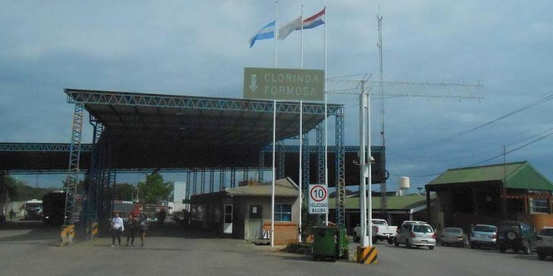 Un ministro paraguayo quiere levantar un muro en la frontera con Argentina