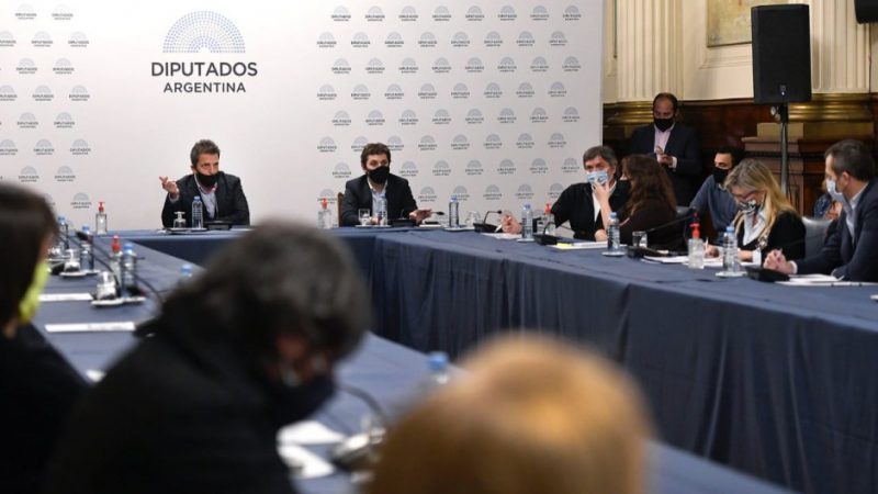 Diputados vuelve a sesionar para otorgar beneficios al personal de salud y seguridad