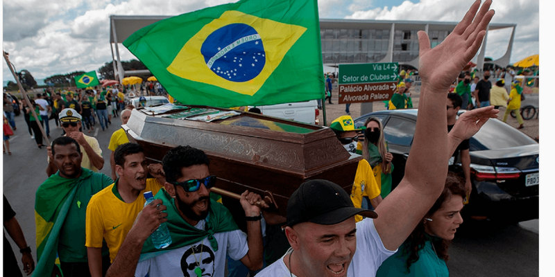 Coronavirus en Brasil: masiva marcha a favor de Bolsonaro en medio del pico de contagios