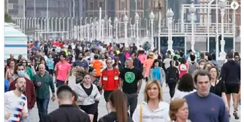 Alarma en España en el primer día de relajación del confinamiento por coronavirus: millones de personas salieron a pasear y hacer deporte