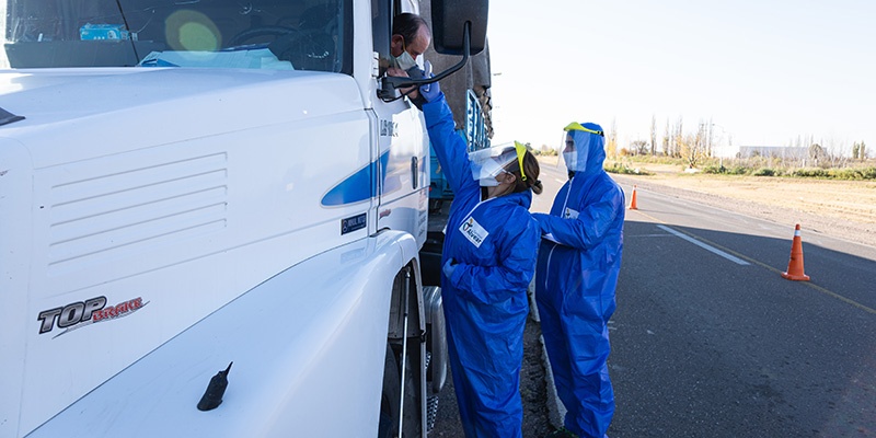 Implementan distintas medidas enfocadas en el cuidado a transportistas