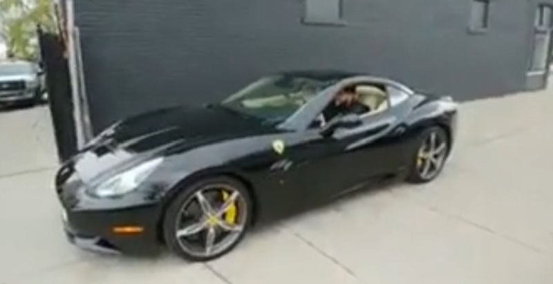 La Ferrari de “Mr. Poronga”: el argentino que factura millones en EE.UU. destapando cañerías