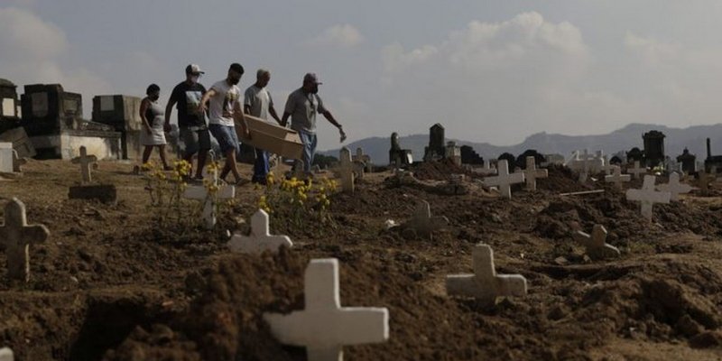 Brasil supera las 45.000 muertes y los 900.000 casos de coronavirus