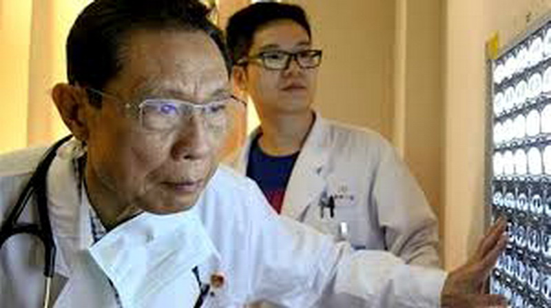Un reconocido científico chino reveló tres características “inesperadas” del coronavirus