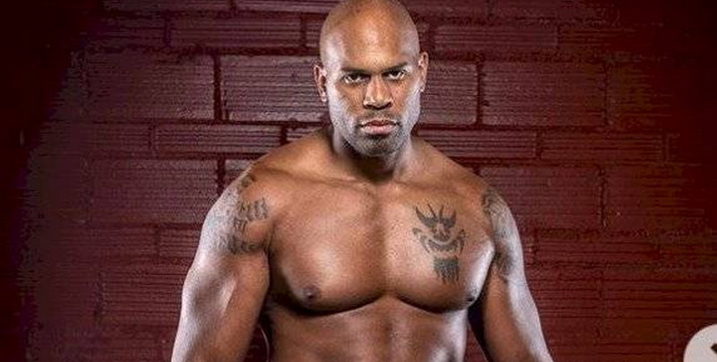 Dolor en el deporte: encontraron muerto a Shad Gaspard, estrella de lucha libre