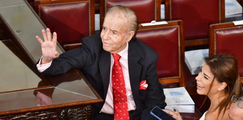 Internaron a Carlos Menem por una neumonía severa: dio negativo a la prueba de coronavirus