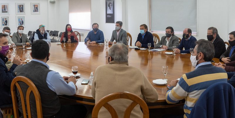 Portezuelo: los intendentes se unen para defender la obra