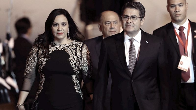 El presidente de Honduras y su esposa tienen coronavirus