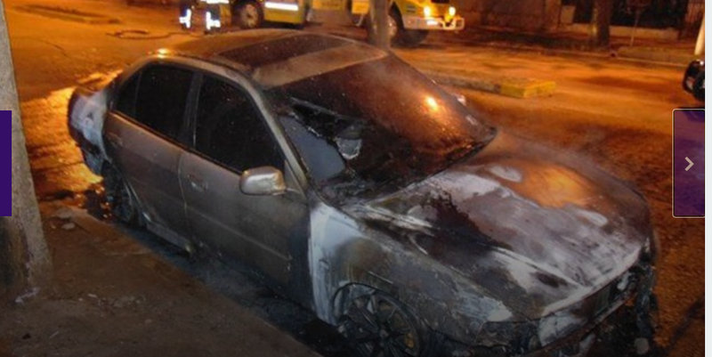 Incendiaron el auto del novio de una enfermera contagiada de Covid-19