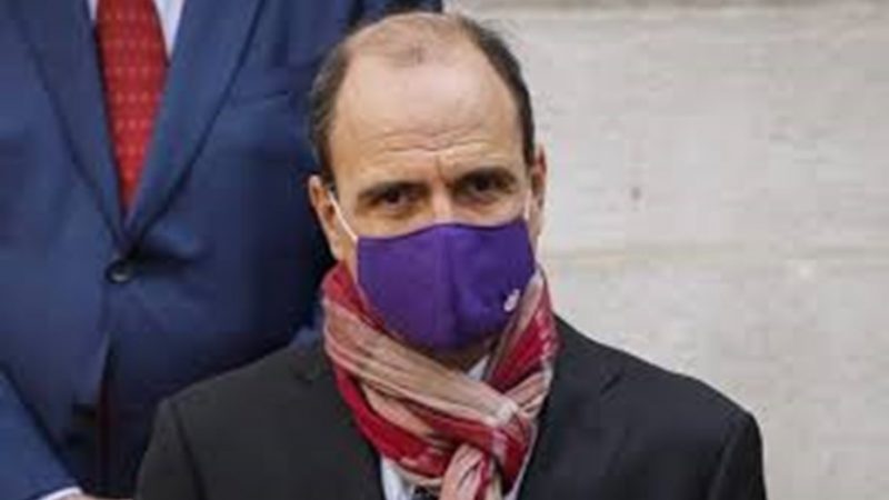 El Ministro de Desarrollo Social de Chile asumió hace una semana y se contagió de coronavirus