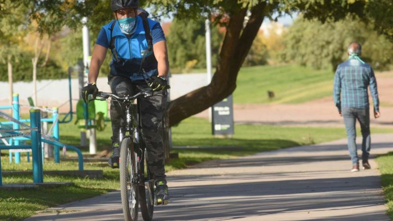 Subirán el plus por ir a trabajar en bicicleta a los empleados de un municipio mendocino