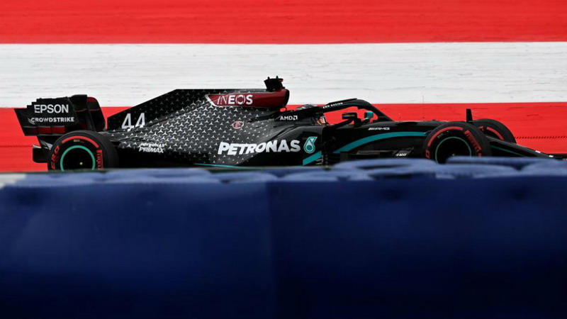 Hamilton y Mercedes siguen mandando en el regreso de la Fórmula 1