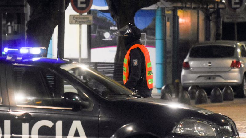 Inseguridad y COVID: hay 300 policías aislados en Mendoza