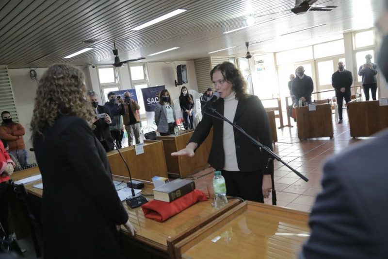 Stella Montoya asumió con concejal del Frente de Todos