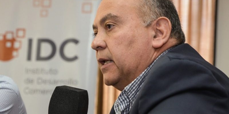 “El cooperativismo es el modelo a seguir para salir a flote”