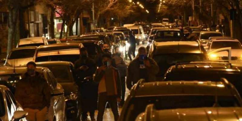 Cipolletti: caravanazo por la vuelta a la Fase 1