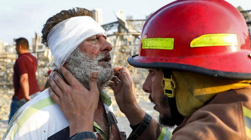 Las fotos más impactantes de la explosión en Beirut: arrasó un radio de 10 KM