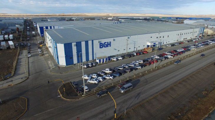 BGH reabrió planta cerrada en 2018 para producir 15 mil aires acondicionados junto a cooperativa
