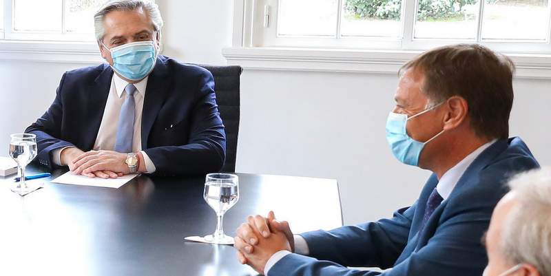 Fernández confirmó que este lunes vuelve a Mendoza