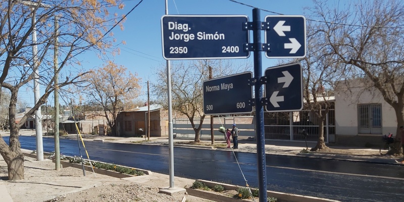 Comienza obra de asfalto en barrios de Ciudad