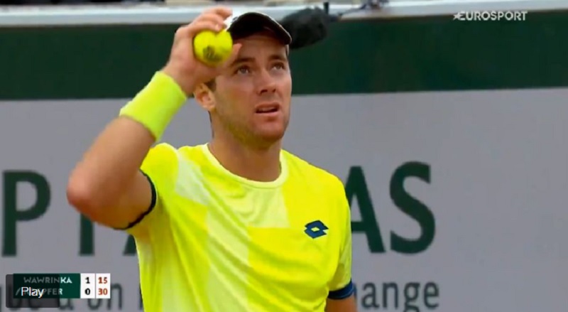 El sonido de una explosión detuvo un partido en Roland Garros y puso en alerta a París