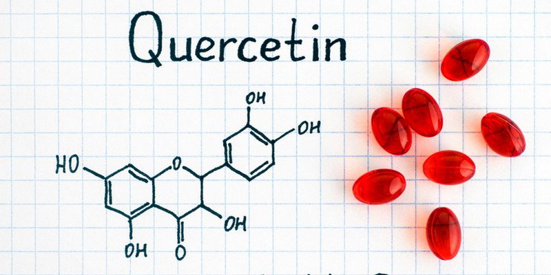 Qué es la quercetina, la molécula que está presente en varios alimentos y que podría inhibir al COVID-19