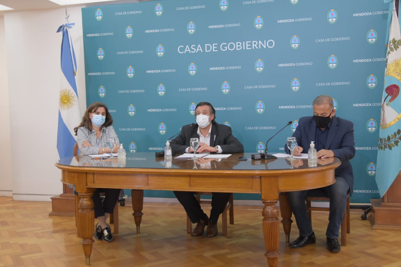 El Gobierno anunció las medidas por el Día de la Primavera y del Estudiante