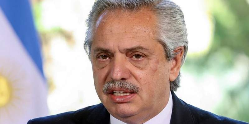 “Jamás nos quedaríamos con depósitos”: el Presidente descartó corralito y devalución