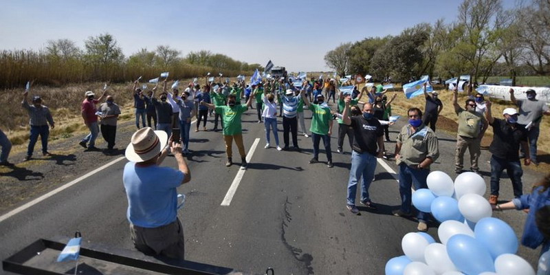 Hubo tregua en San Luis y autoconvocados levantaron por 15 días los bloqueos a la provincia