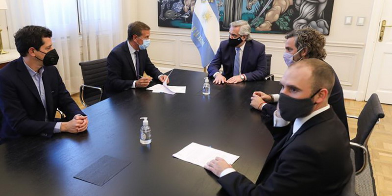 Mendoza firmó un convenio con la Nación por el crédito de 3 mil millones de pesos